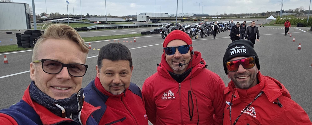 Motory_post